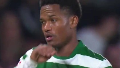 玩法-3-0！葡超2强一夜全胜：葡体领先本菲卡6分，穆帅争二难了|葡萄牙|葡萄牙体育|波尔图|何塞·穆里尼奥|本菲卡足球俱乐部_新浪体育_新浪新闻