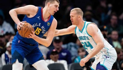 百家乐官网-关键篮板+罚球制胜！约基奇MVP表现令掘金稳住局面